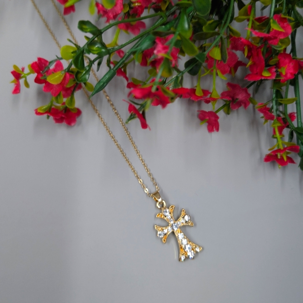 Art Deco Style Crystal Cross Vintage Y2K Necklace